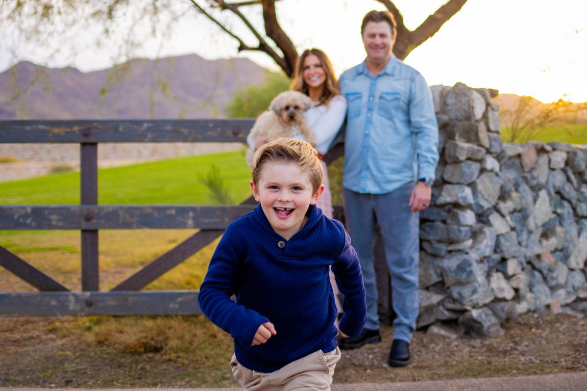 What to Wear for Your Newborn Session