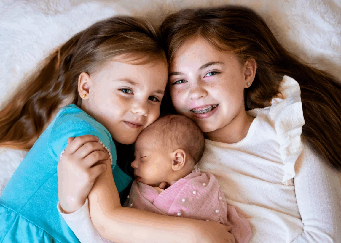 Creative Ways to Pose Babies for Newborn Photos