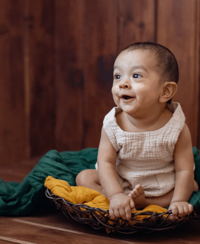 When Is the Best Age to Schedule a Sitter Session?